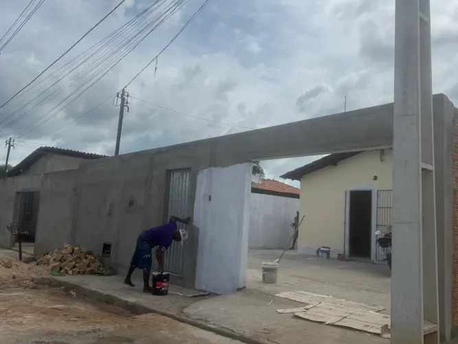 Alugo casa MOBILIADA em Floriano, próx das universidades 