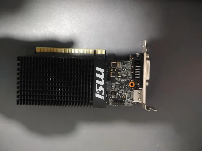 Placa de Vídeo GT 710 2Gb 