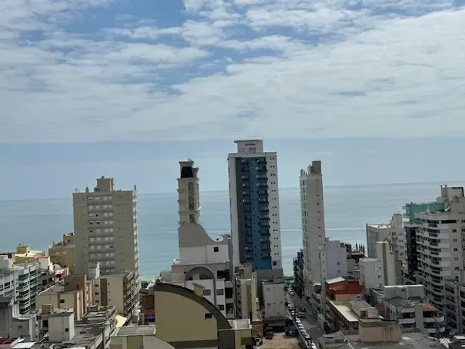 IMÓVEL MOBILIADO PARA LOCAÇÃO ANUAL COM 3 SUITES EM MEIA PRAIA - ITAPEMA -SC