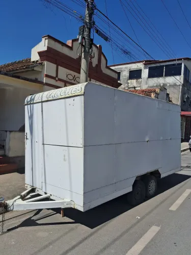 Trailer 4 metros