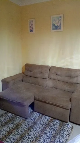 Sofá Suede marrom 3 Lugares