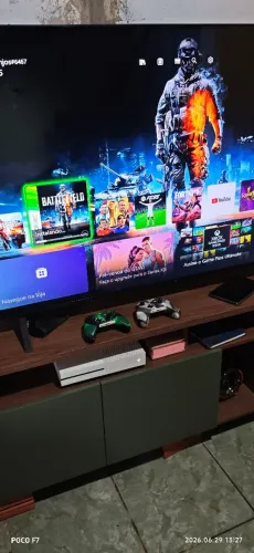 Vendo Xbox one S 1 terabyte com dois controles 