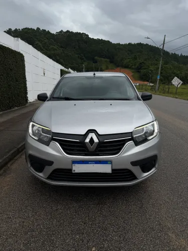 Renault Logan Life Flex 1.0 12V 4P Mec. 2021