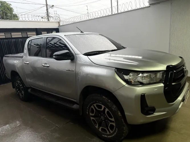 Toyota Hilux CD SRV 4X4 2.8 TDI Diesel Aut. 2021