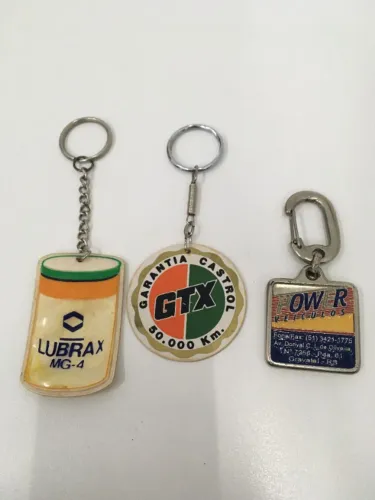 Conjunto de 3 chaveiros antigos: Lubrax MG4, Power Veículos e GTX