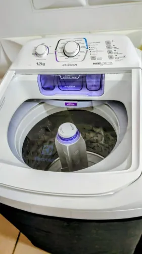 Lavadora de Roupas LAC12 ELECTROLUX ÓTIMO ESTADO.