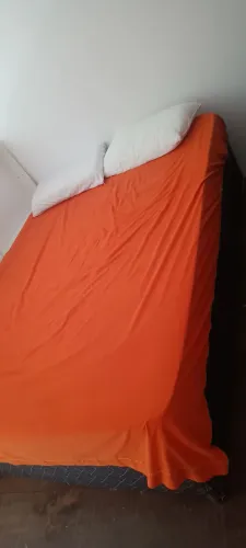 Cama de Casal da Design Colchões em ÓTIMO estado