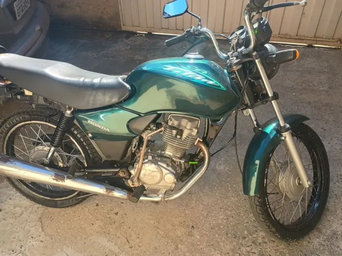 Vendo ou troco Titan 125