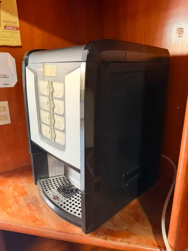 Cafeteira Saeco Phedra Revisada (220 watts)