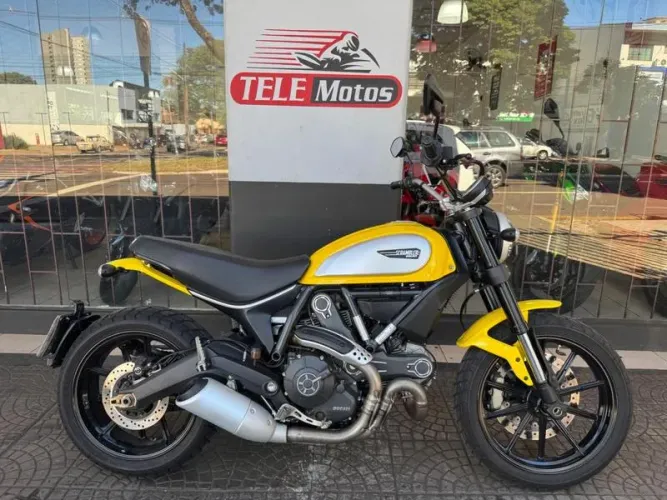 DUCATI DUCATSCRAMBLER ICON 2016