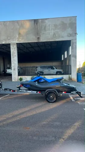 Vendo Spark Trix 2022 3 Lugares