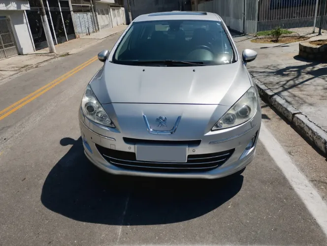 Peugeot 408 Sedan Griffe 2.0 Flex 16V 4P Aut. 2012