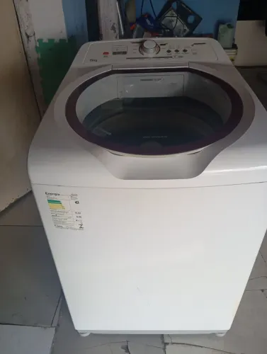 Máquina Brastemp 15 kg 1. Reais 100