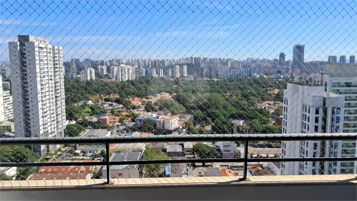Apartamento para alugar com 2 quartos, sendo 1 suíte, no condomínio Gran Mogol, São Paulo