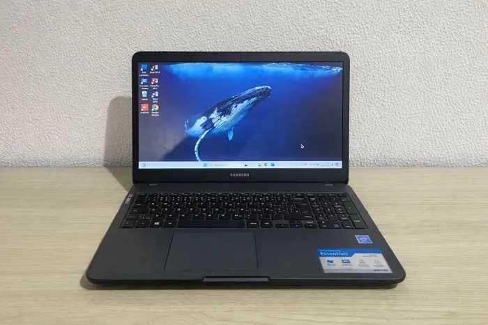 Notebook Samsung Essentials 4gb memória ssd 128 tela 15.6