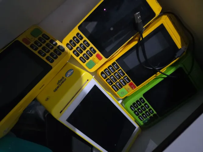 Vendo máquinas de cartão