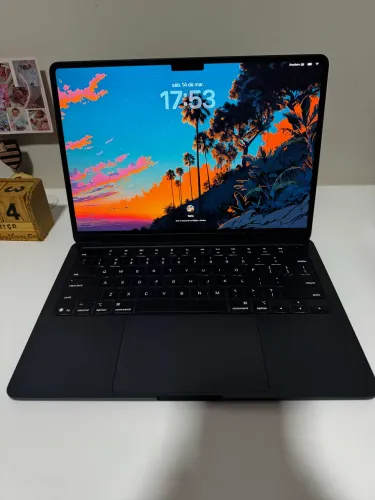MacBook Air M4 Midnight, novo sem detalhes.