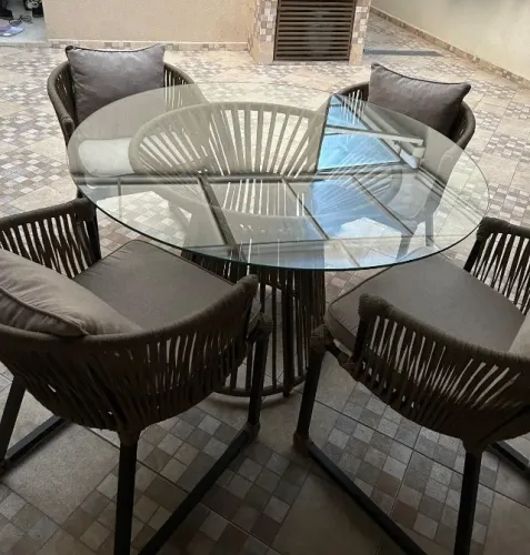 jogo de mesa com 4 cadeiras Area Gourmet