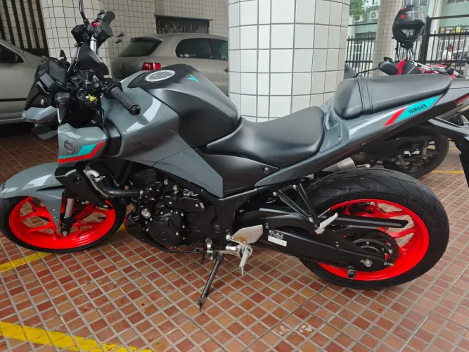 Yamaha MT-03 ABS 2023 | 9.000 km | Impecável | Sliders