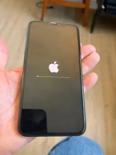 iPhone Pro Max 11 64gb em perfeito funcionamento