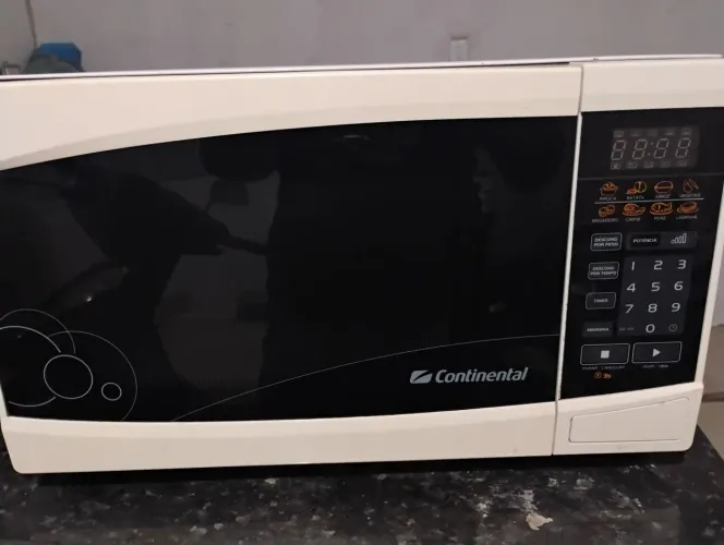 Microondas Continental 25L
