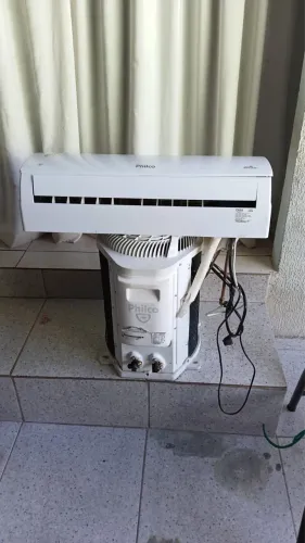 Ar-condicionado 9.000 BTUs - Excelente estado