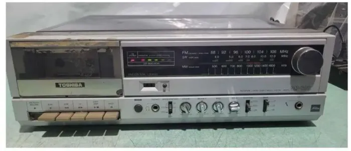Rádio 3x1 Toshiba SM-200
