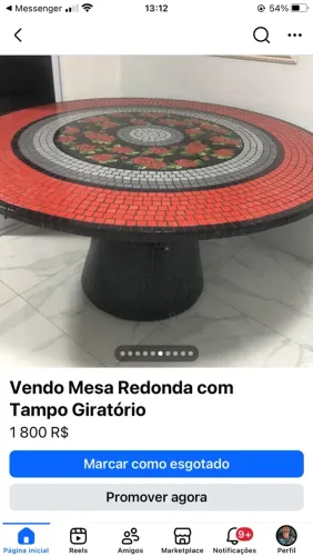 Vendo Mesa com Tampo Giratório