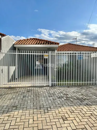 Casa à venda no Jardim Veneza
