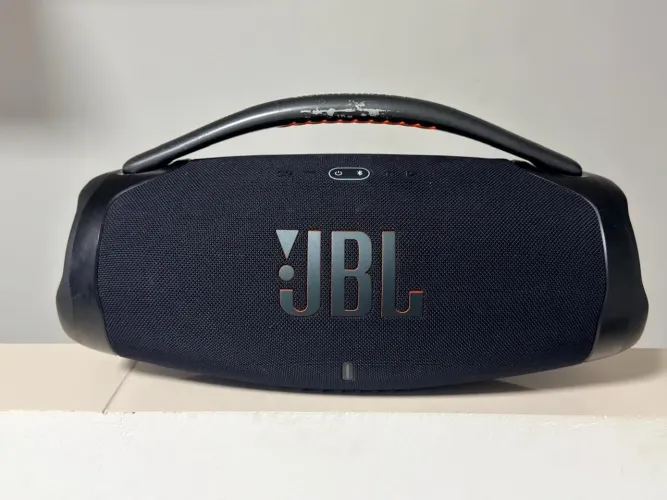 JBL bombox 3