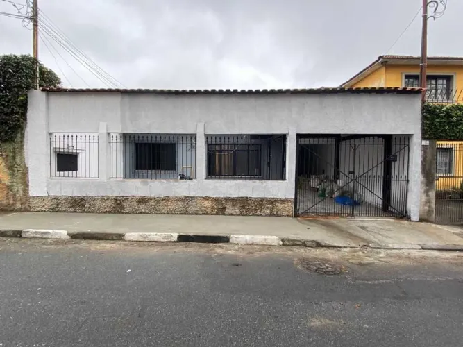 Casa térrea a venda com terreno de 250mt. Bela Vista