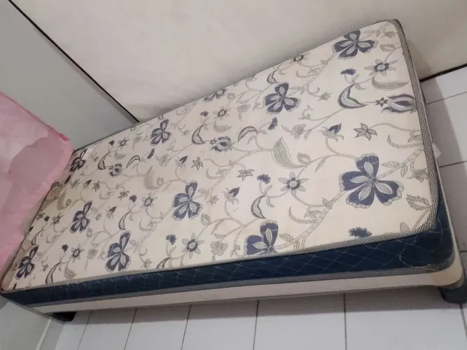 CAMA BOX DE SOLTEIRO 