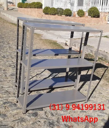Estantes de aço 3 bandejas Novas Frete gratis