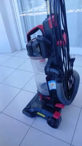 Vende-se aspirador wap speed pouco uso. Novíssimo. 
