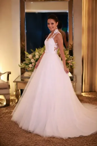 Vestido de Noiva Clássico e Elegante - Muito conservado