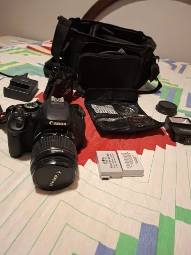 CAMERA CANON T3I