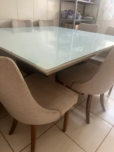 Mesa grande chiquérrima