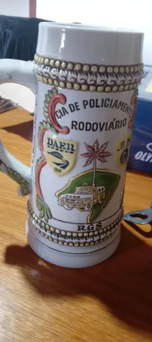 Antigo caneco de chopp da polícia rodoviária 