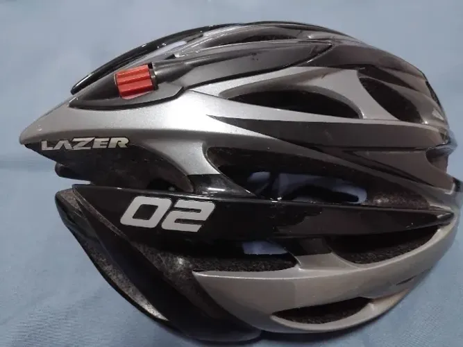 Capacete Lazer de ciclismo - Modelo 02