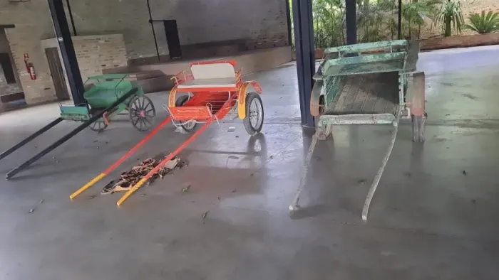 Vende-se 3 charretes