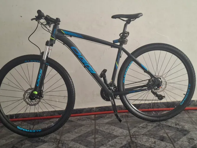 Bicicleta oggi hacker hds