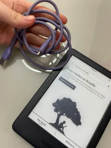 Kindle 10a geração + cabo