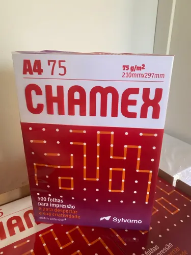 Papel A4, 10 resmas com 500 folhas a unid