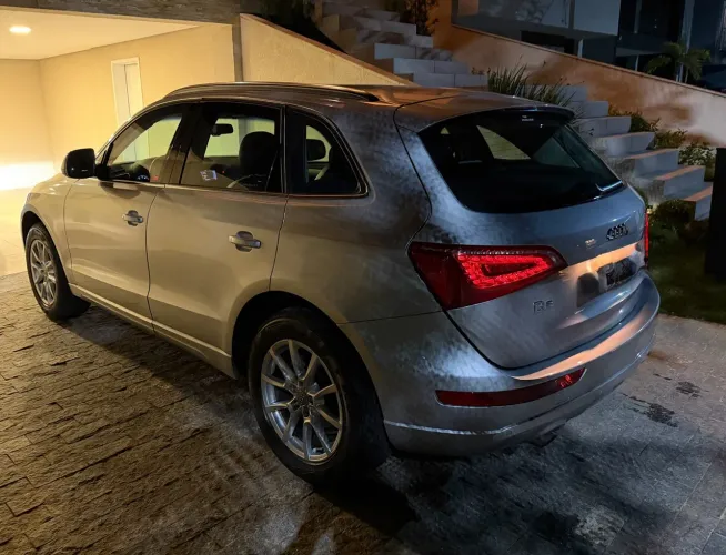 Audi Q5 2.0 16V TFSI Quattro S Tronic 2011