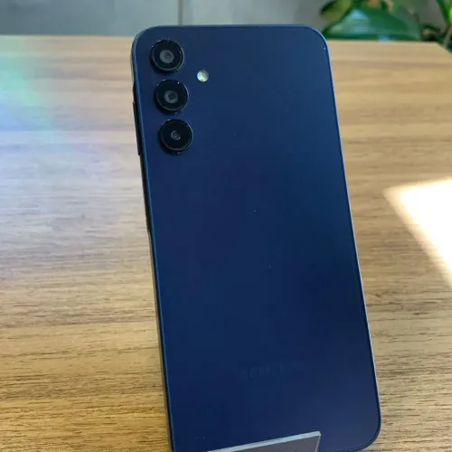 Samsung A15 semi-novo
