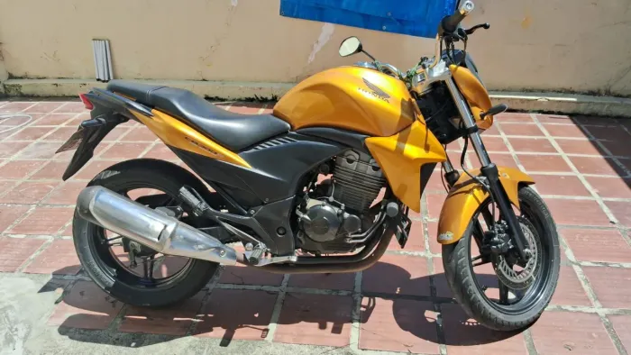Honda CB 300R