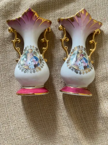 Par de mini vasos porcelana Década de 80