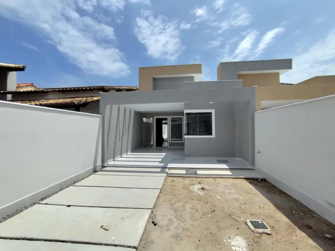 Casa à venda na Rua Wilson Teixeira Barbosa, Jardim Atlântico Central (Itaipuaçu), Maricá