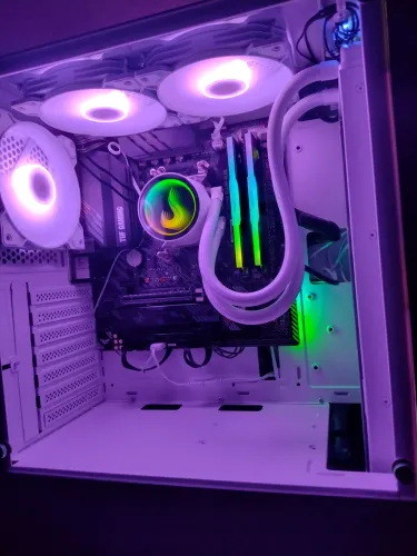 Computador Gamer. Ryzen 5 5600GT.