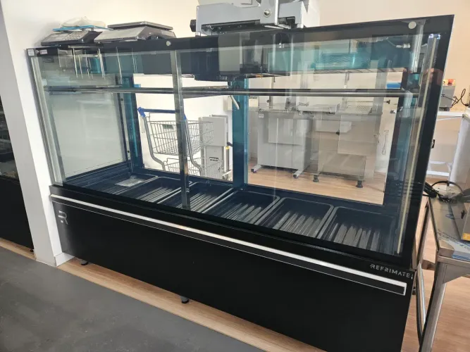 balcão expositor de carnes 2 metros gancheira com ar forçado - refrimate
